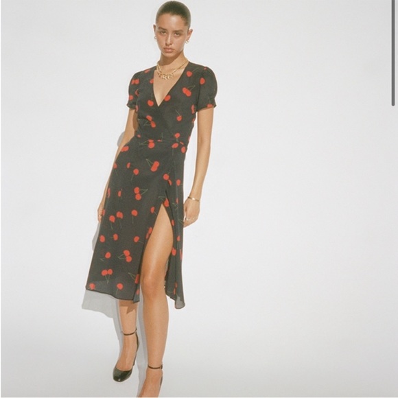 🍒 Réalisation Par - The Teale Dress - Wild Cherry - Picture 1 of 6